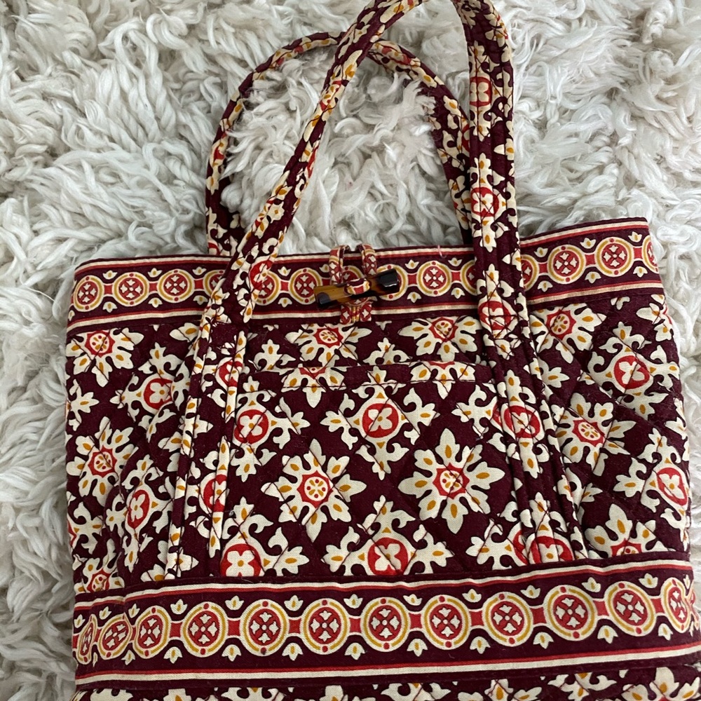 Vintage Vera Bradley purse in great condition